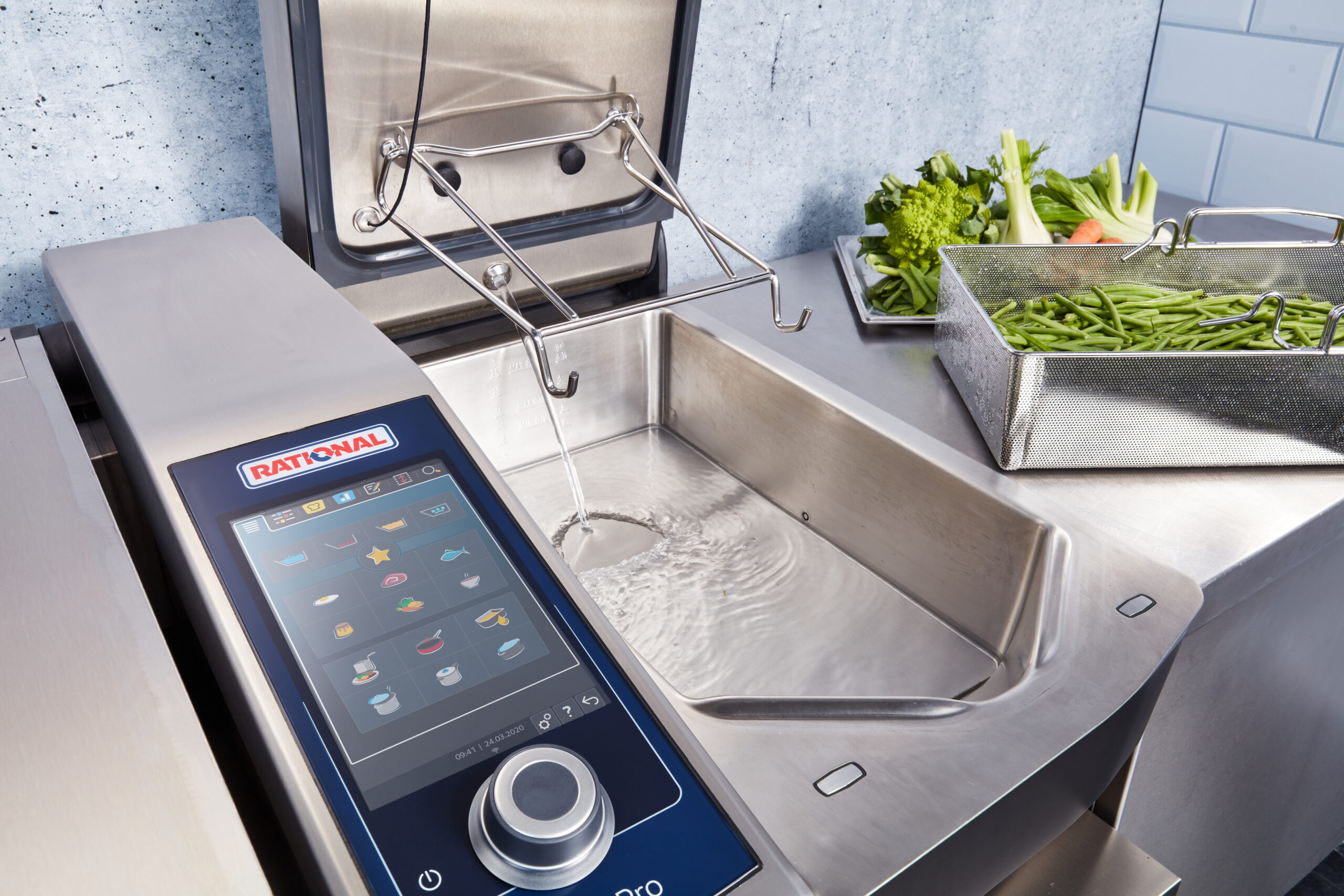 equipamiento_profesional_hosteleria cocina_profesional_restaurante horno_rational_profesional rational_espana_hornos rational_malaga_hosteleria equipamiento_cocina_industrial tecnologia_cocina_profesional maquinaria_hosteleria_espana soluciones_horeca_profesional cocina_industrial_acero_inoxidable